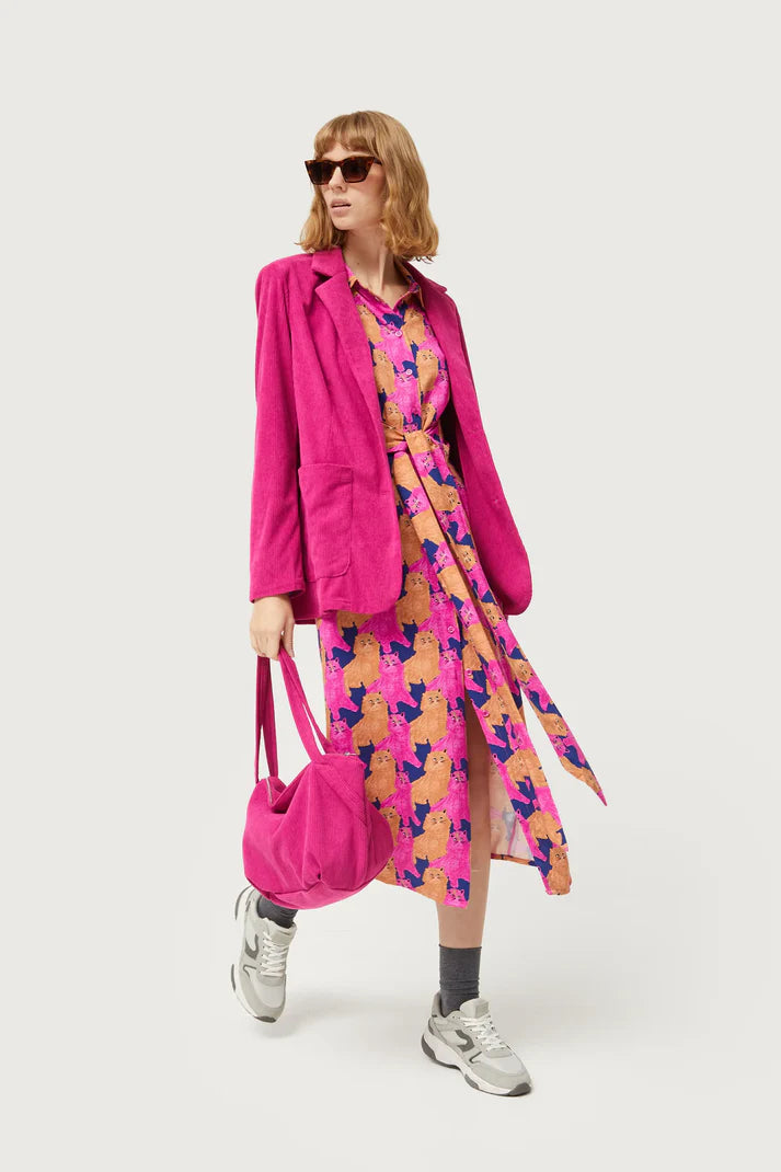 Vestido midi camisero con estampado de gatos