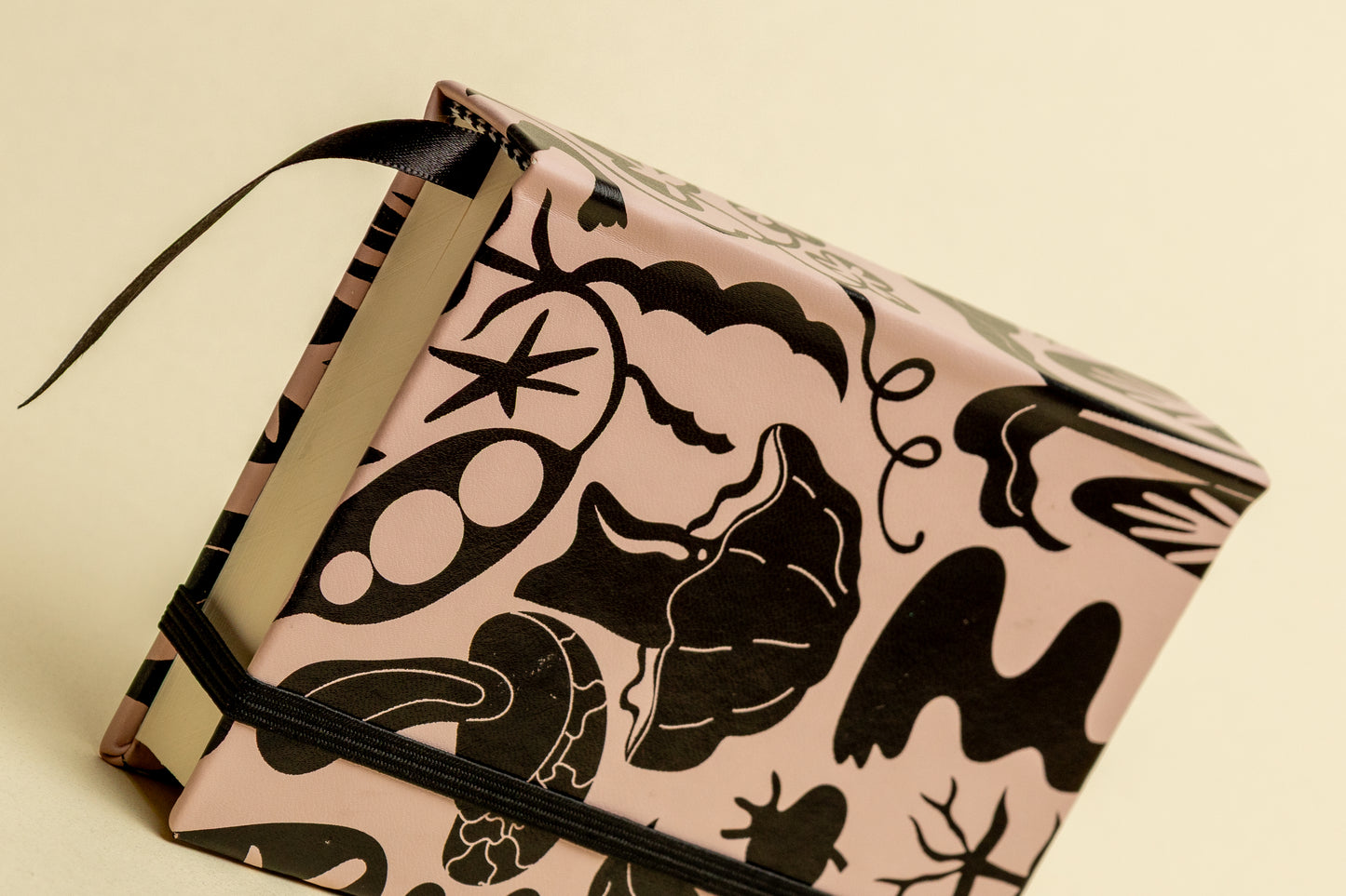 Agenda Diaria Flora 2026